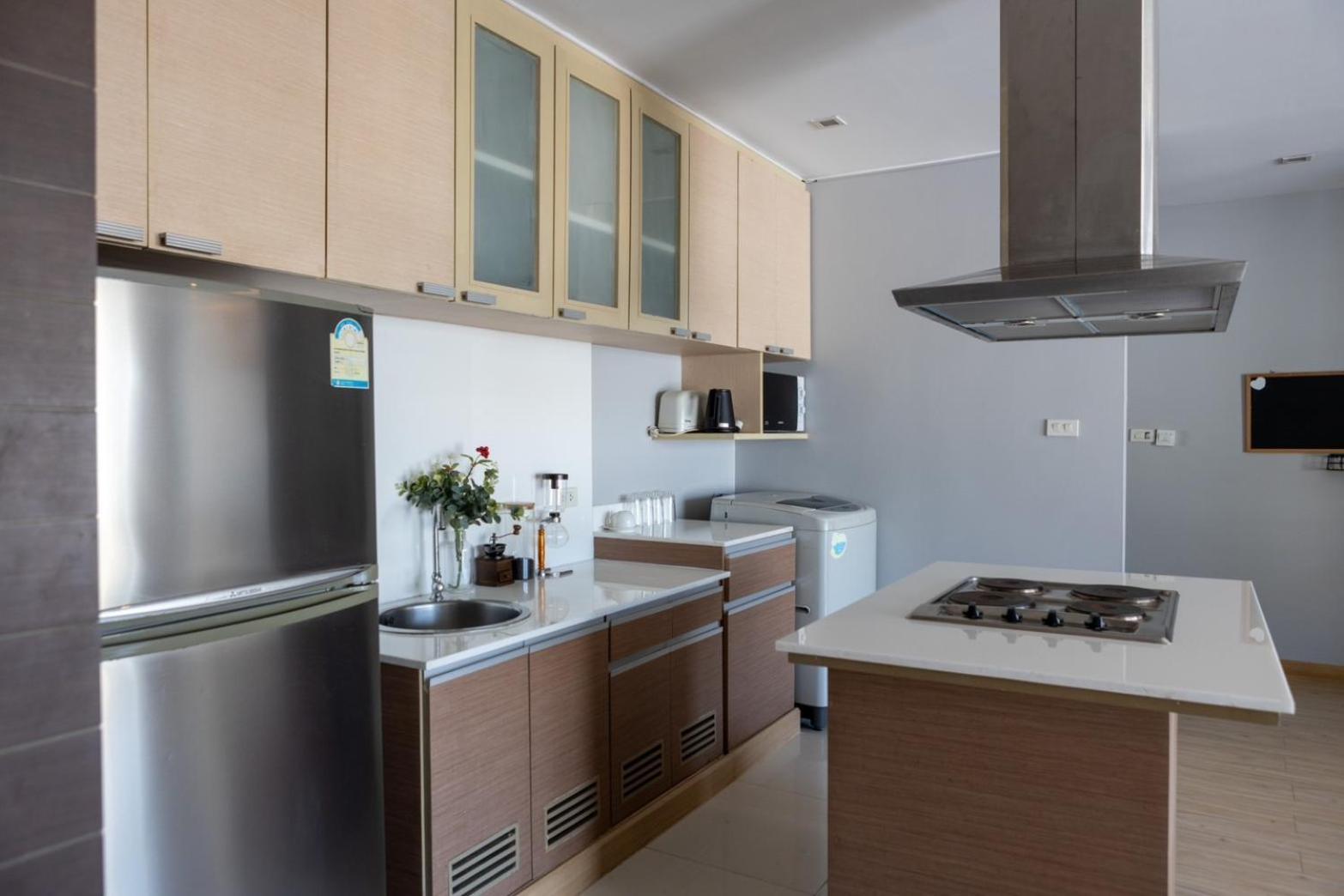 P Villa Lamoon Thonglor Bangkok Exterior photo