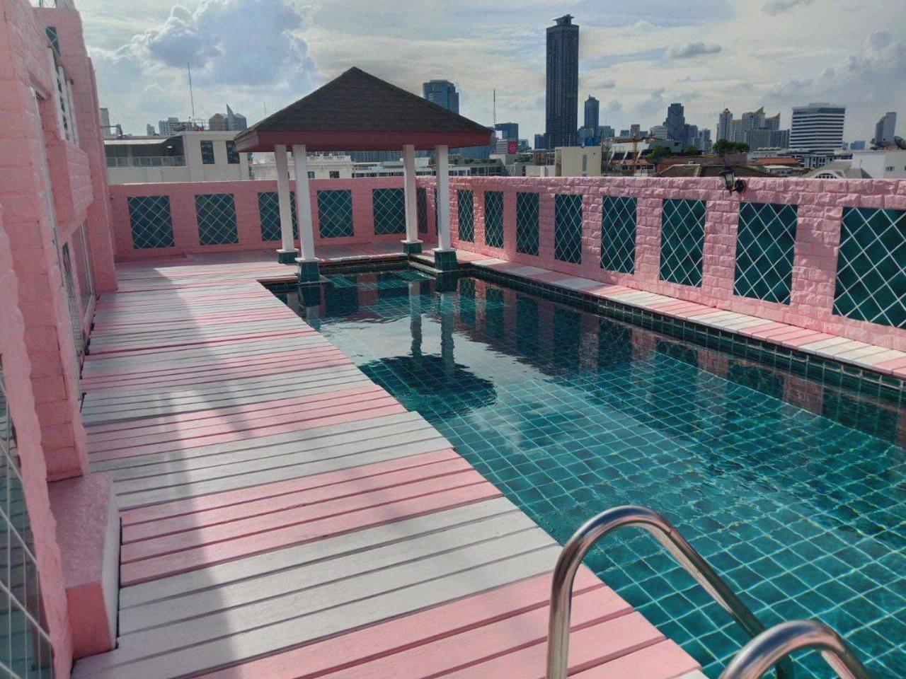 P Villa Lamoon Thonglor Bangkok Exterior photo